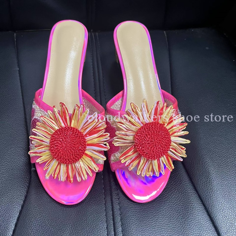 Iridescent Embroidery Upper Su - Embroidery Design 评论和价格