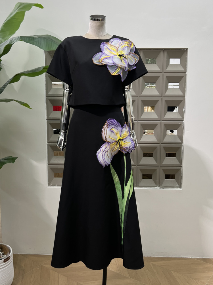 DFDG 2025 Spring Back Design S - Embroidery Fonts 评论和价格