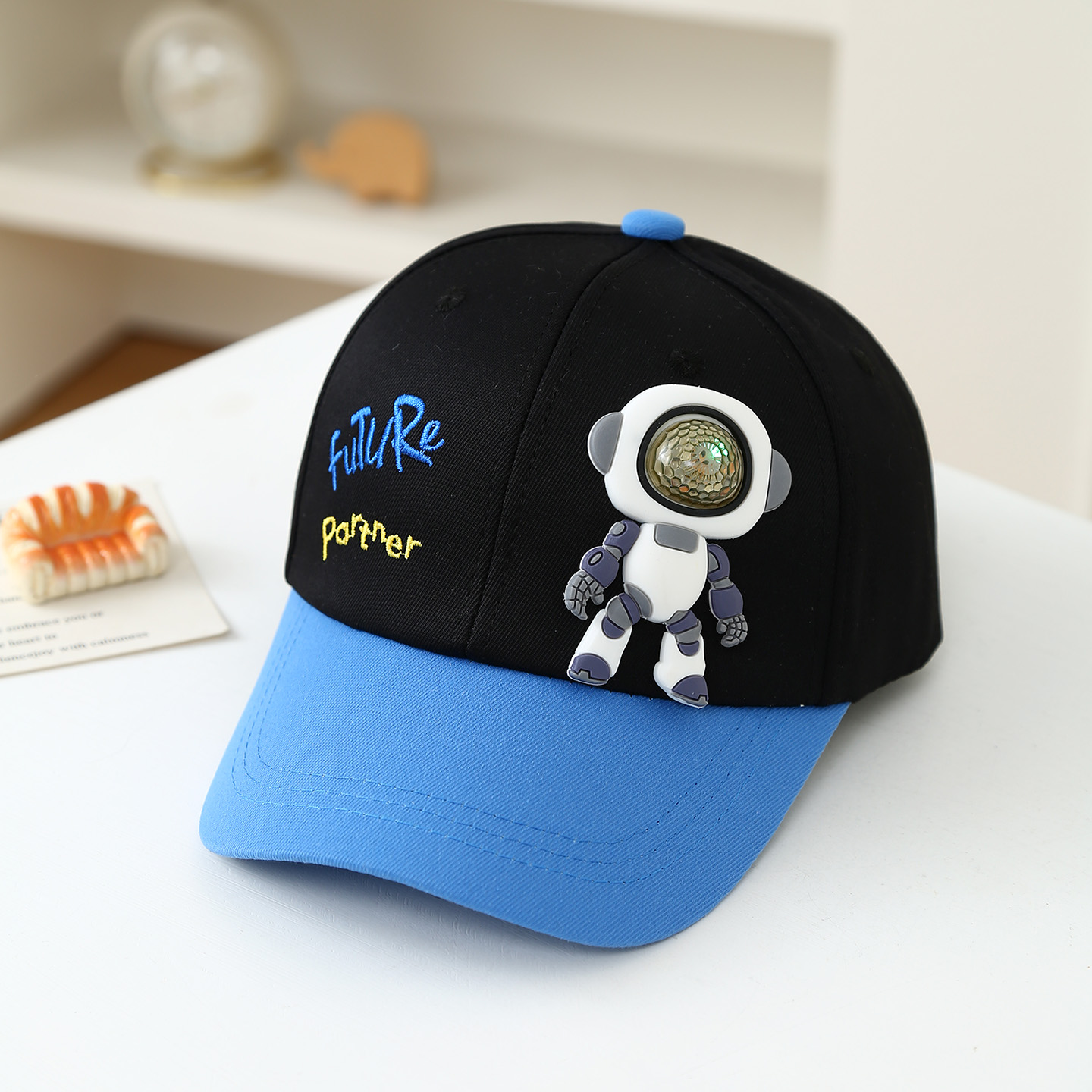 Children's Soft Rubber Robot D - Embroidery Cap 评论和价格