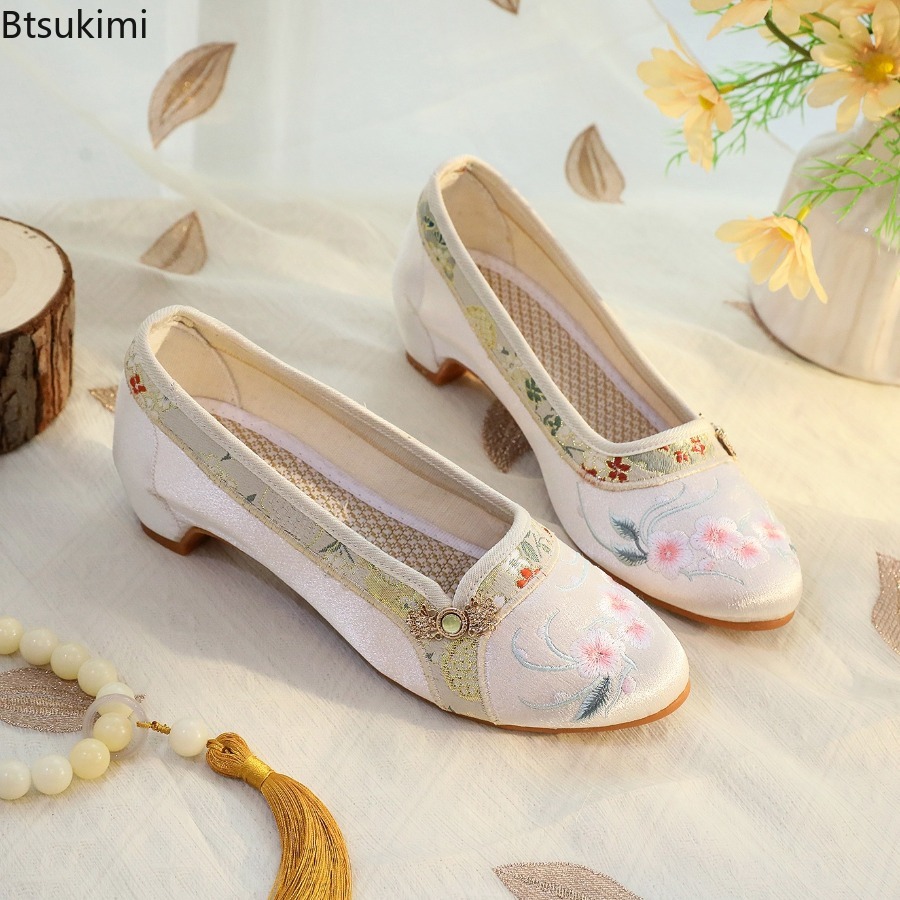 2026 New Women's Shoes Ethnic  - Embroidery Style 评论和价格