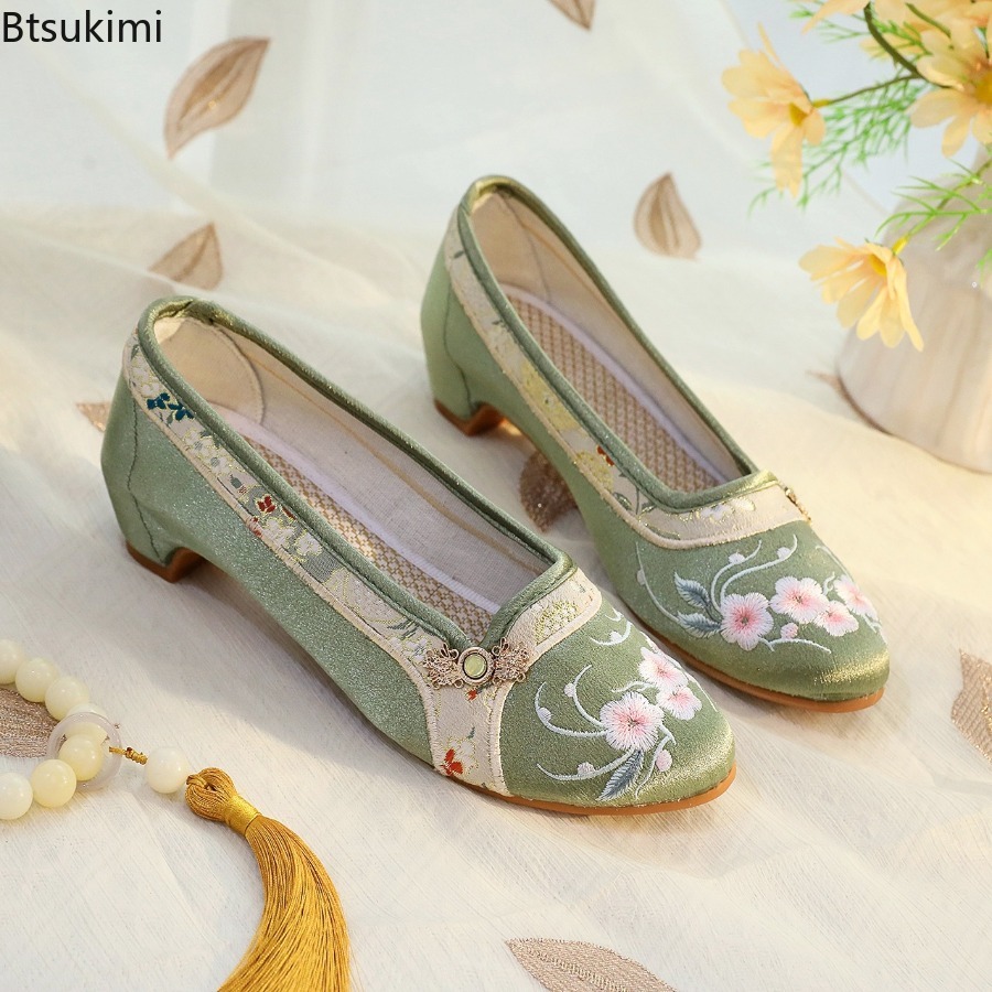 2026 New Women's Shoes Ethnic  - Embroidery Style 评论和价格