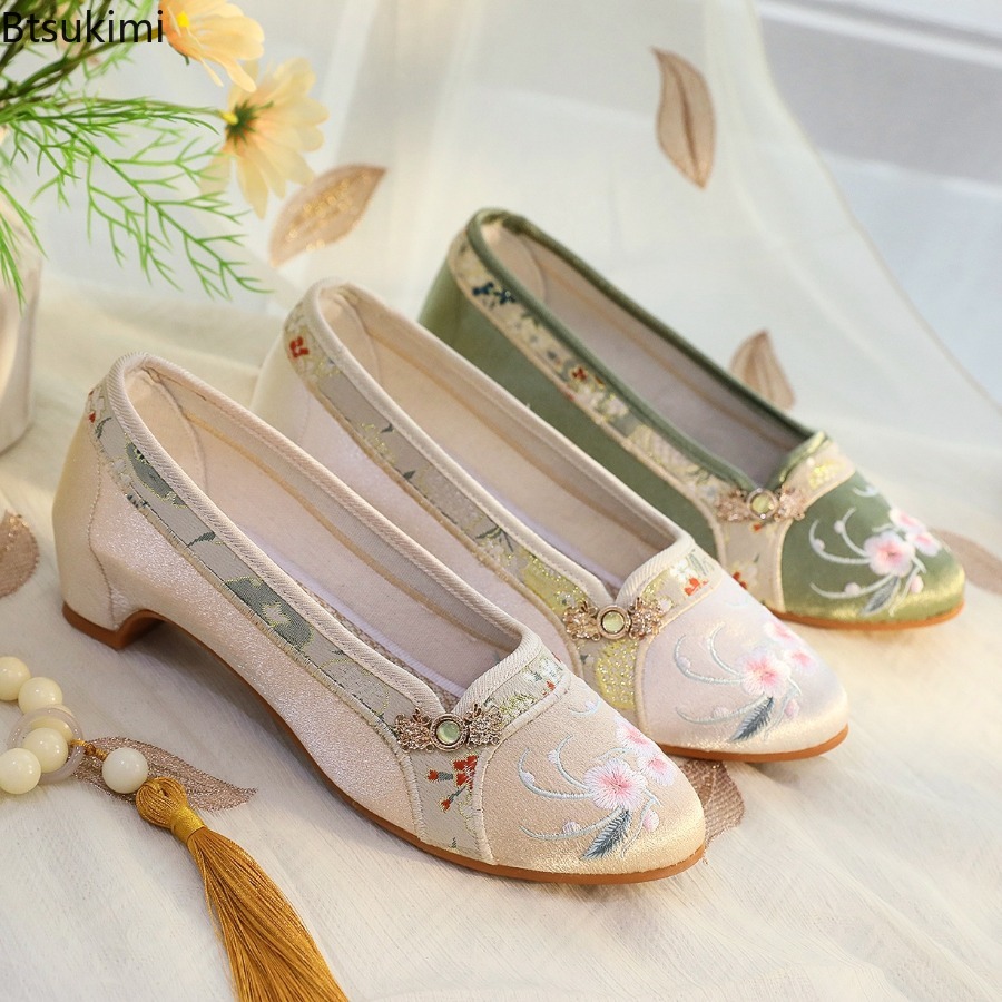 2026 New Women's Shoes Ethnic  - Embroidery Style 评论和价格
